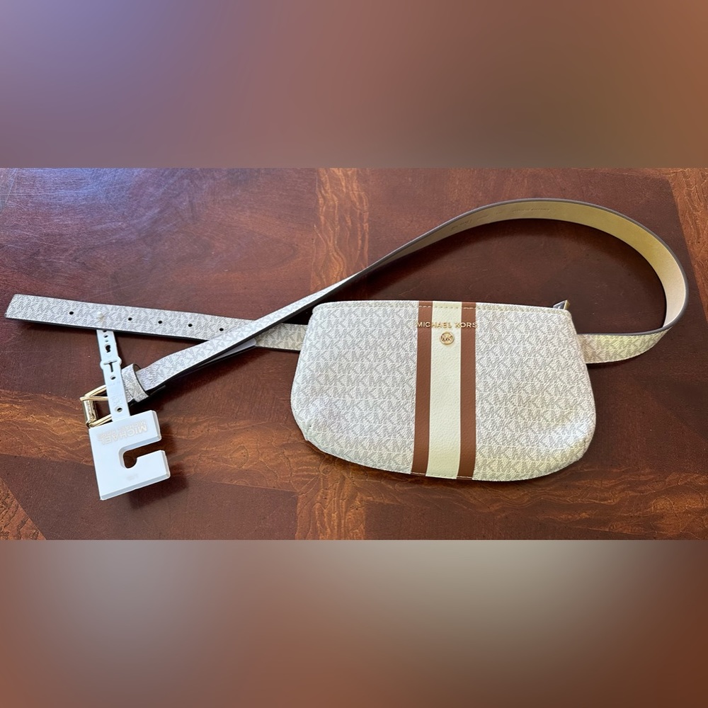 Michael Kors belt bag NWT women’s size large & xl